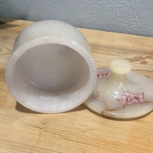 VTG Genuine Alabaster Trinket Box - Picture 6 of 6